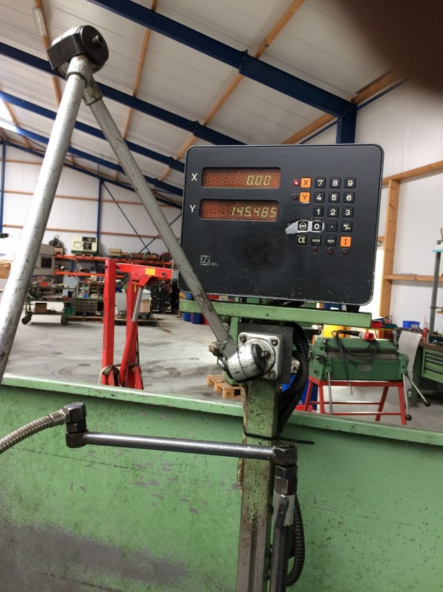 CMT Ursus 250 x 1500 - 3