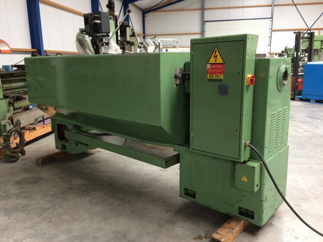CMT Ursus 250 x 1500 - 7