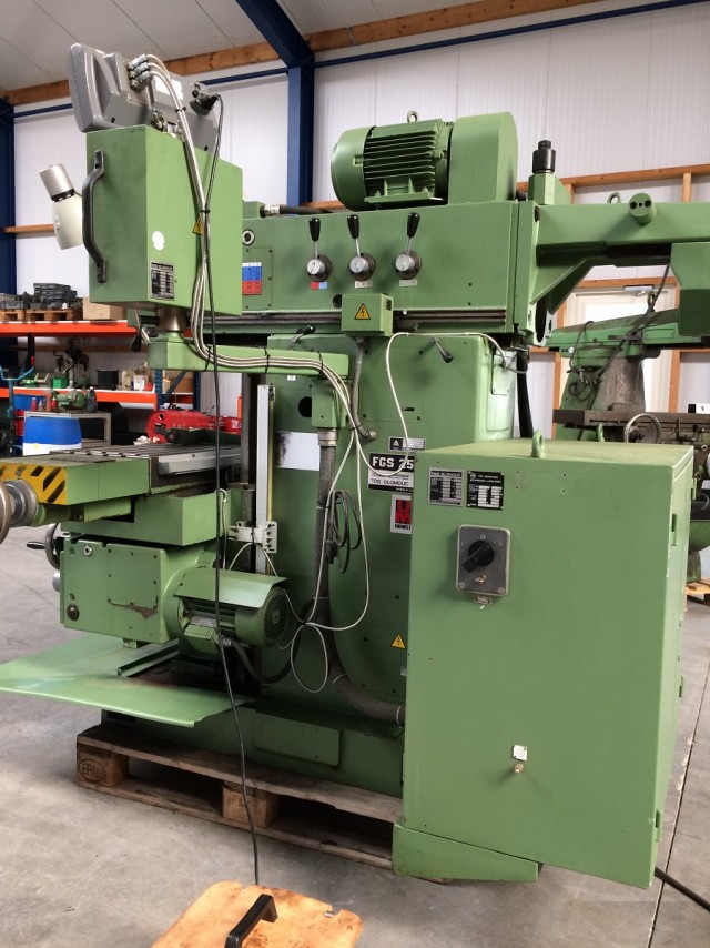 Tos Olumuc FGS 25 / 32 - 5