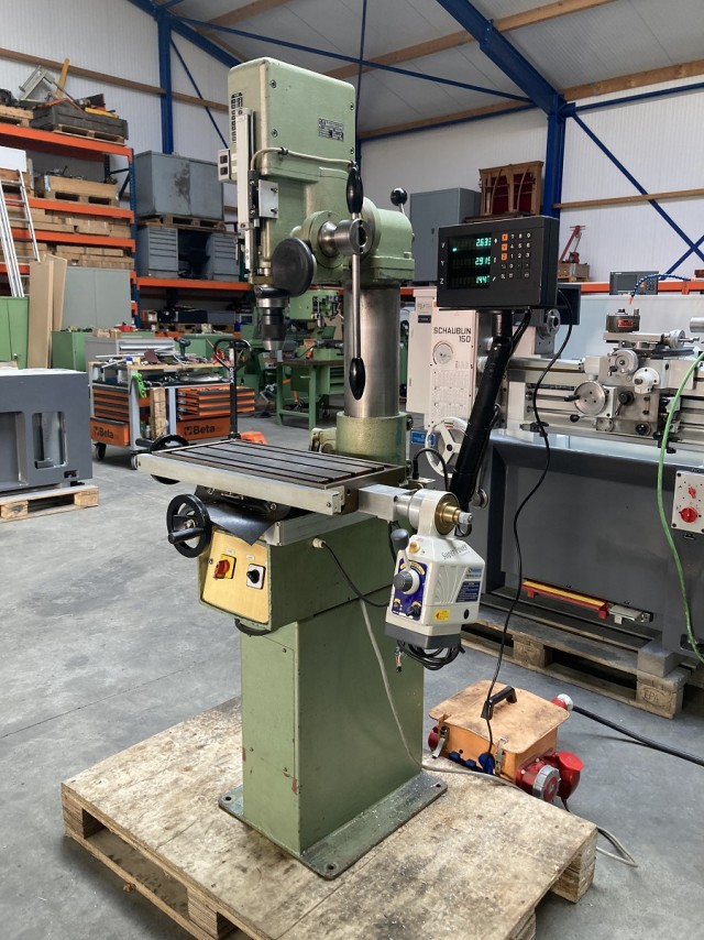 Arboga U2508 Boor/Freesmachine - 2